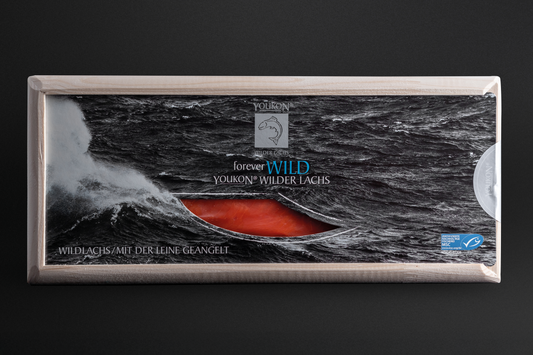 Youkon Red Salmon geräuchert in edler Naturholzverpackung