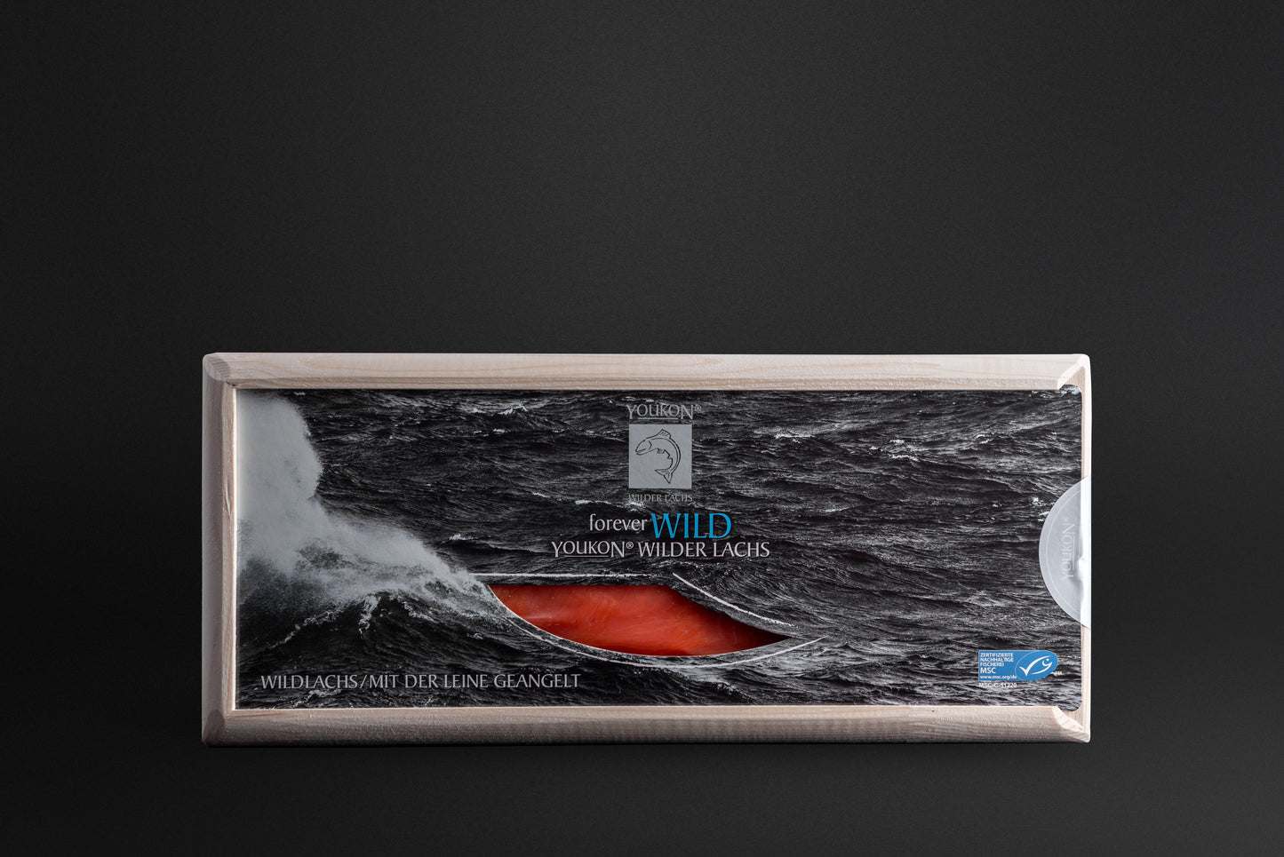 Youkon Wild Red Salmon in noble natural-wood-packaging